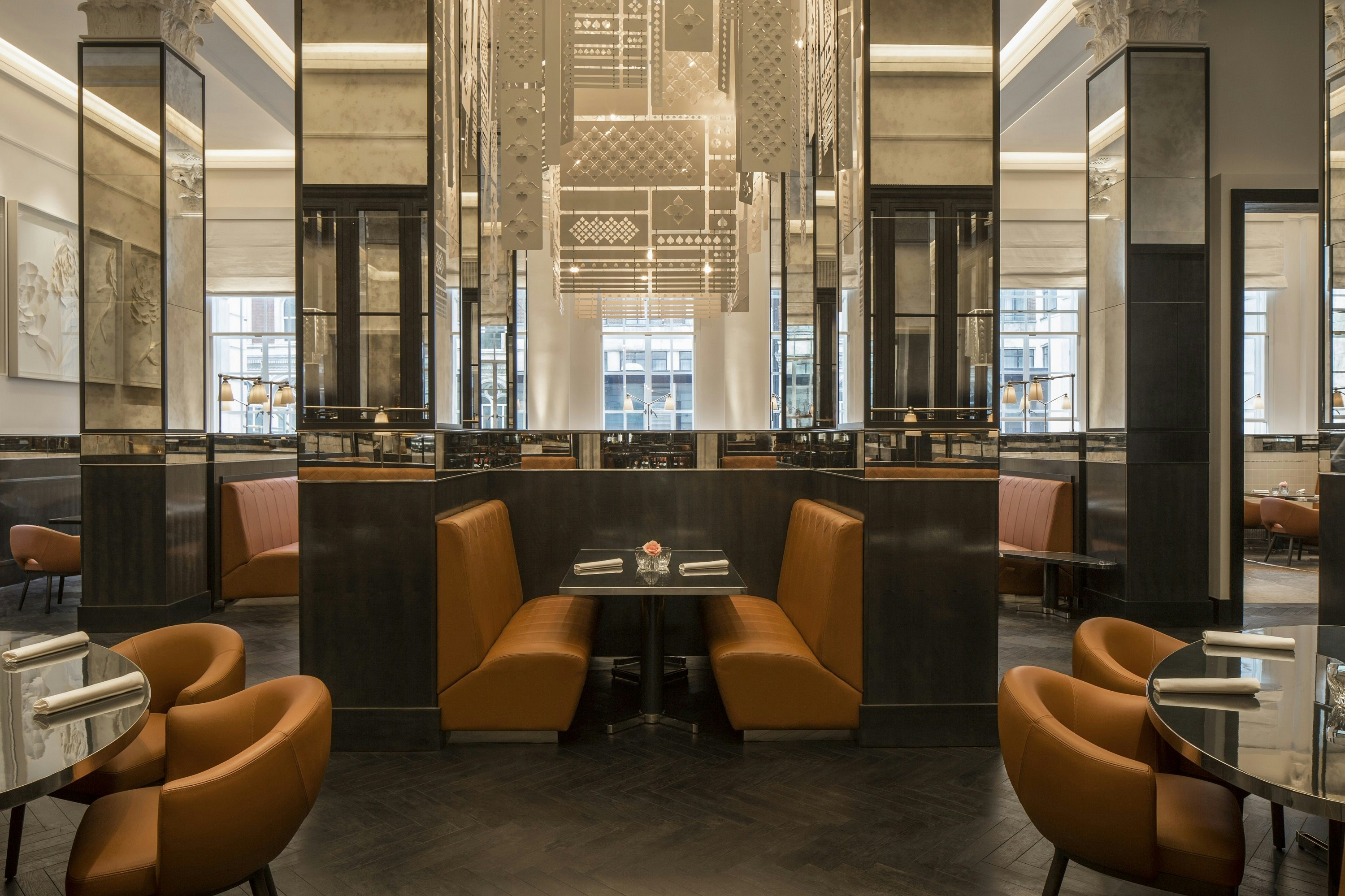 Four Seasons Hotel London at Tower Bridge 31/37