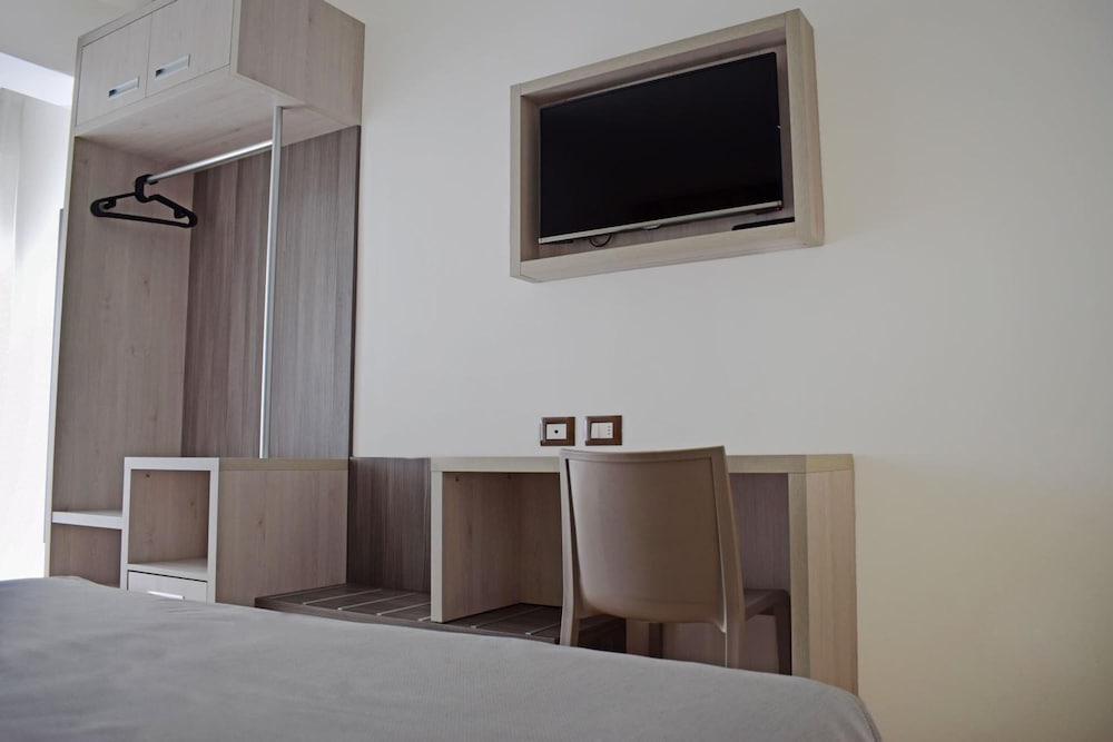 Hotel Muccioli 30/38