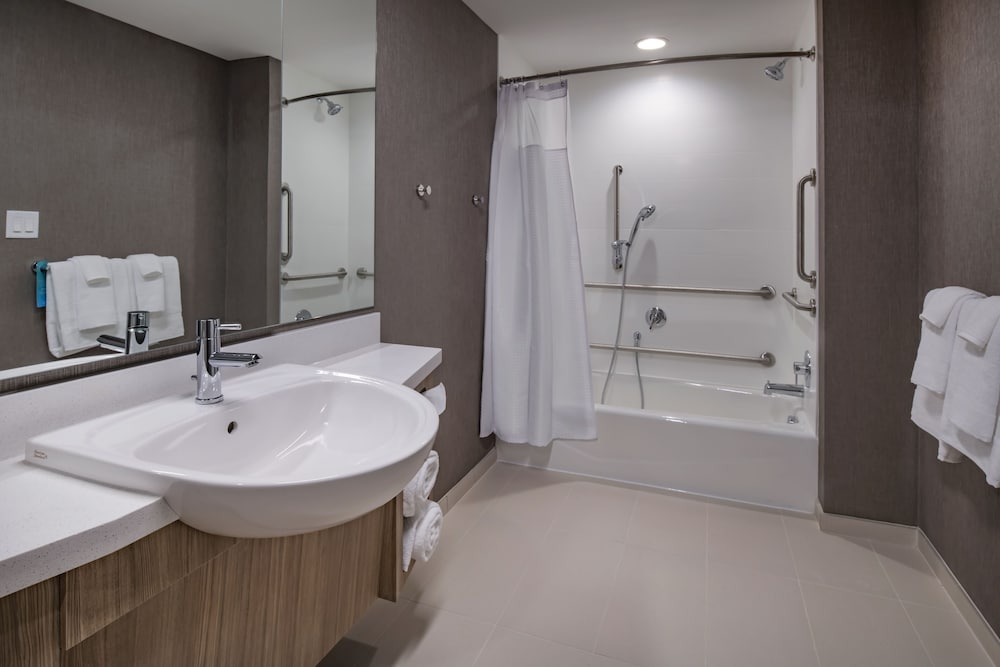 SpringHill Suites by Marriott Wrentham Plainville 12/48