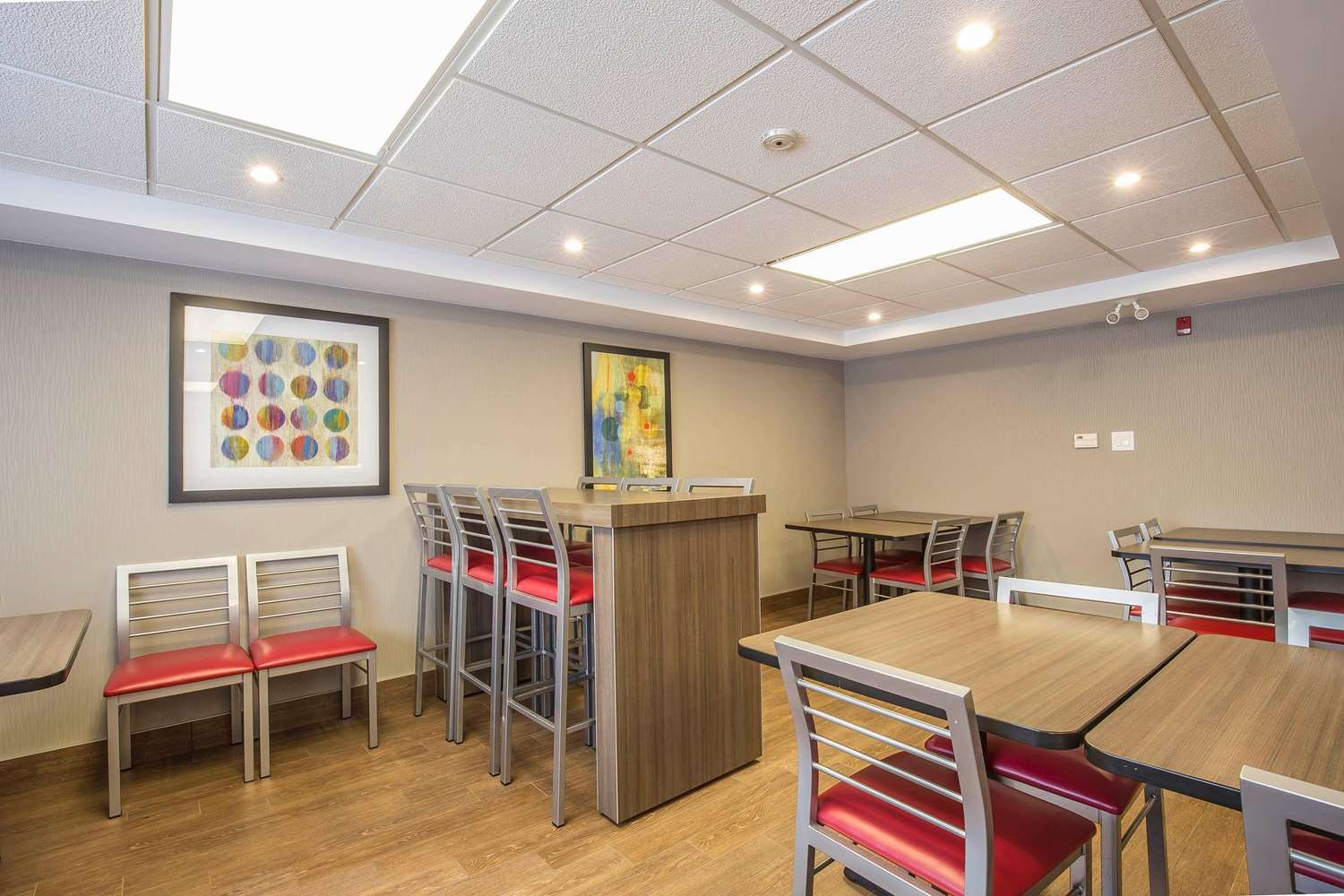 Comfort Inn Pickering 20/26
