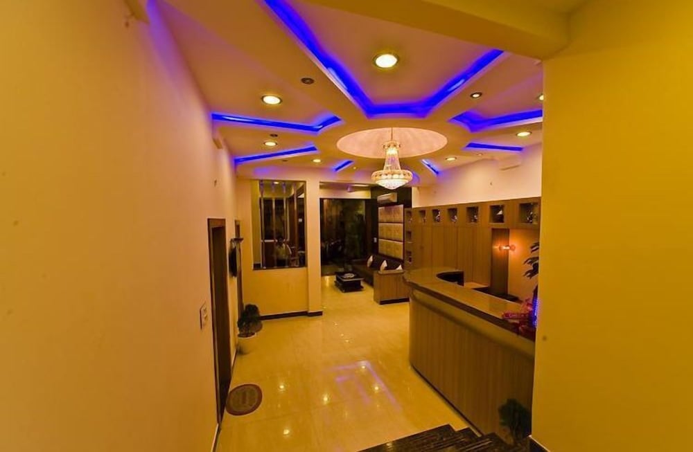 Hotel Durga Silver Line 6/24