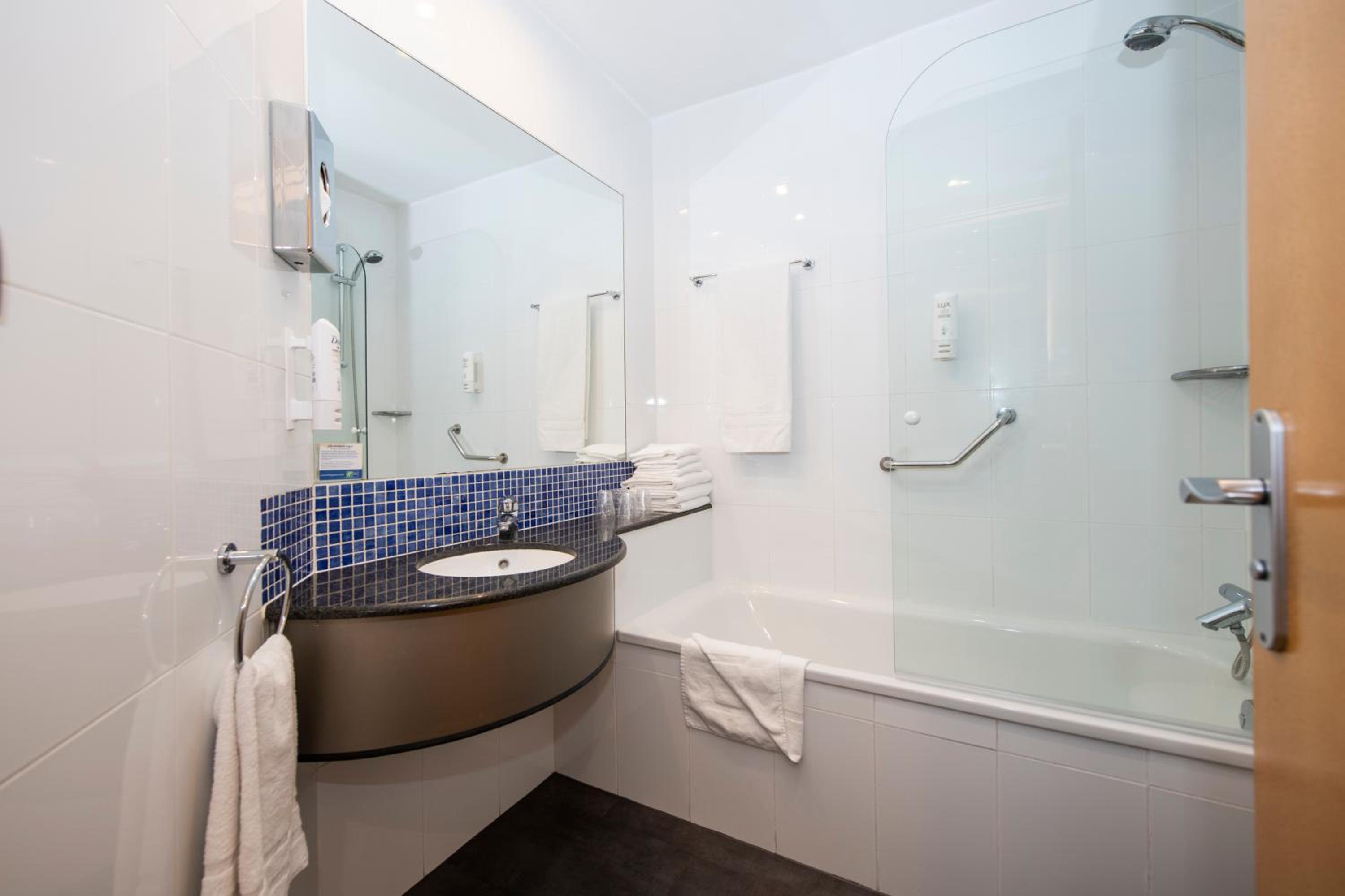 غرفة قياسية بسرير فردي، Holiday Inn Express Barcelona Montmelo 9/10