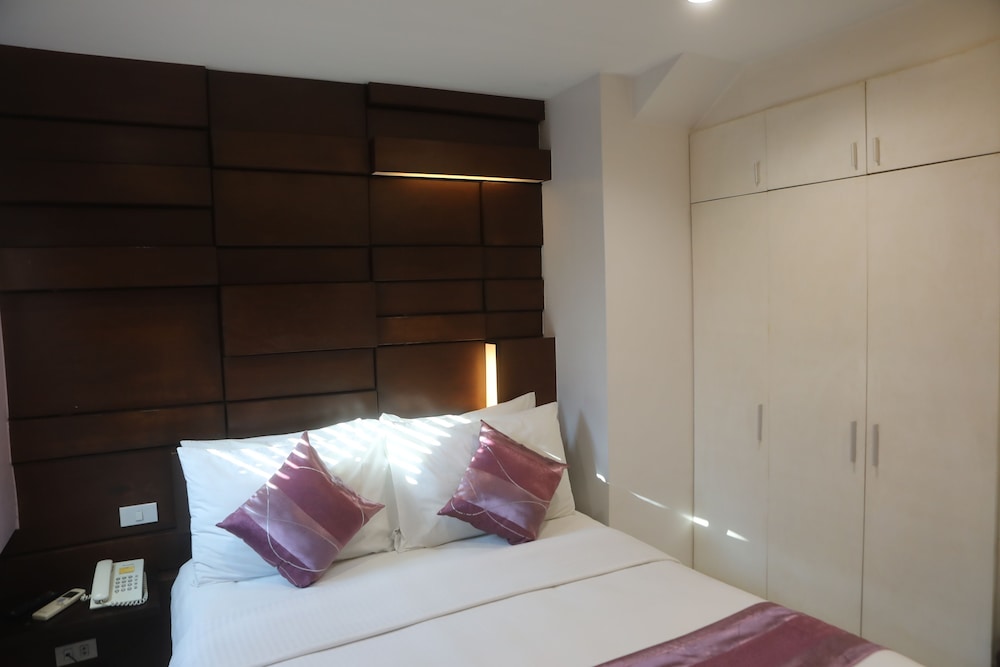 Acl Suites 31/41