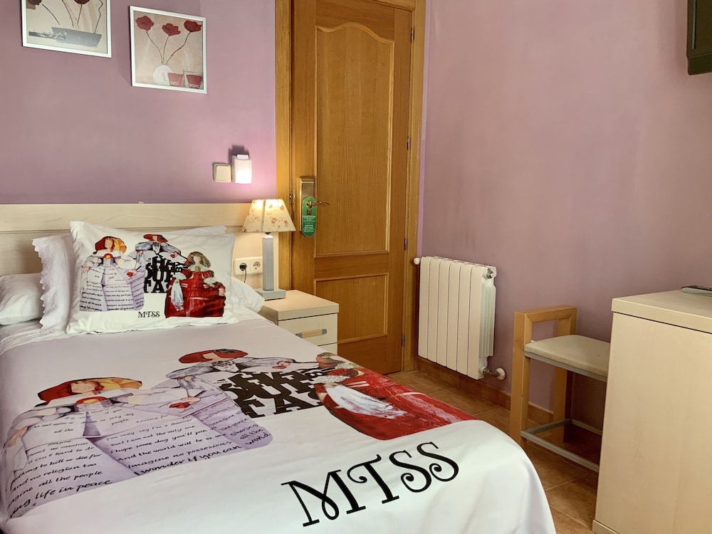 Hostal Luz 32/72
