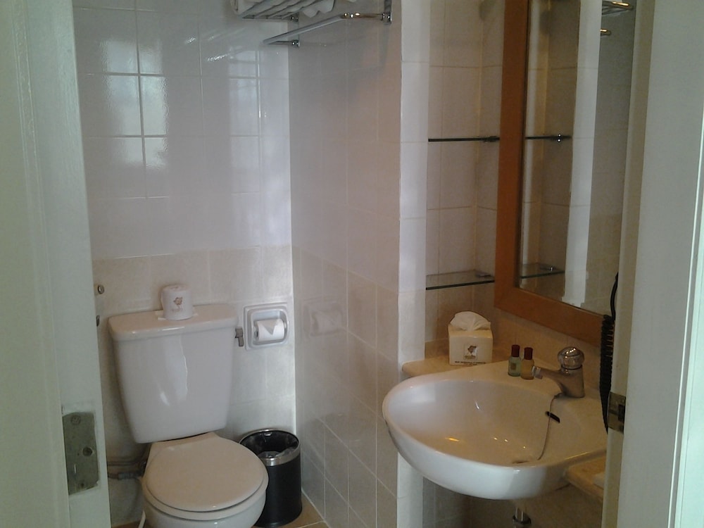 Batavia Apartments Hotel Service Residences 13/52