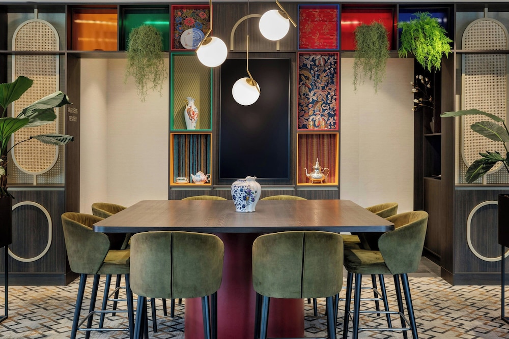 Corendon Amsterdam New-West, a Tribute Portfolio Hotel 51/69