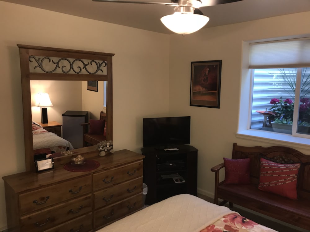 Bridal Veil B&amp;B 14/25