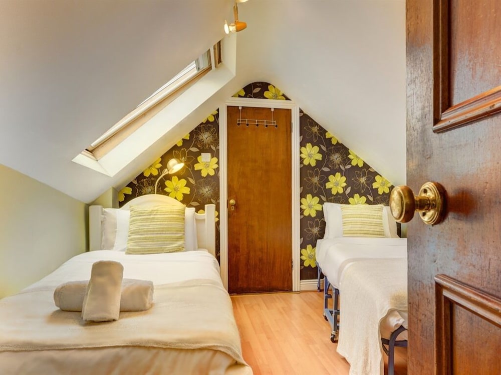 Avoca House 24/56