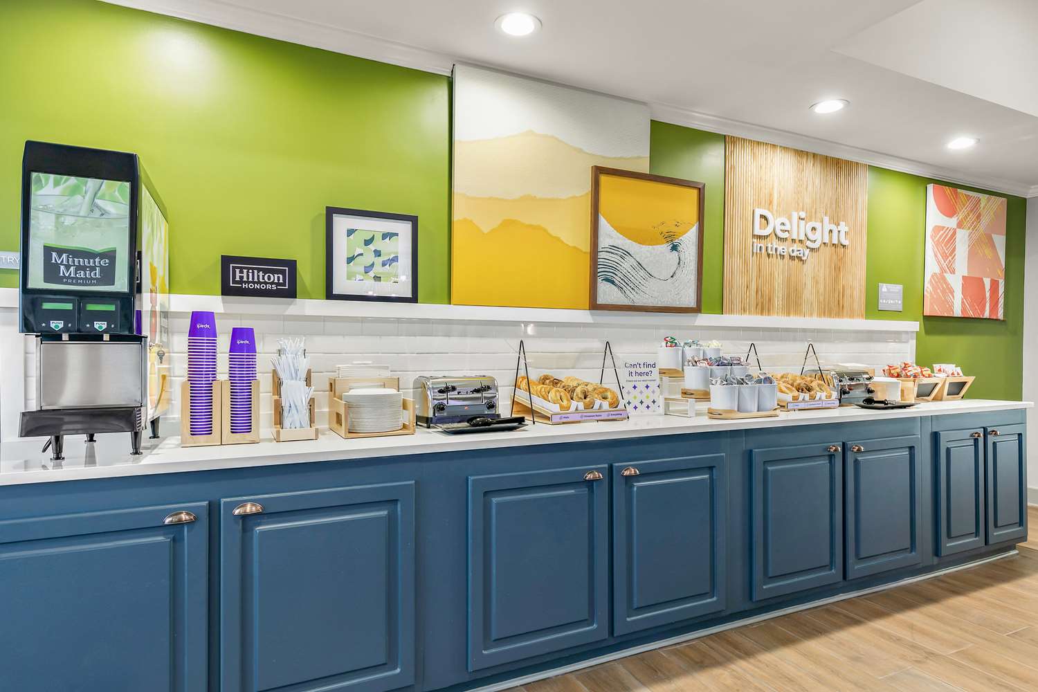 restaurant cafeteria