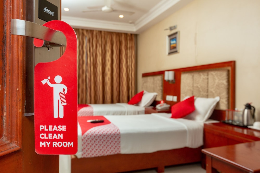 Metro Grand Hotel 20/42