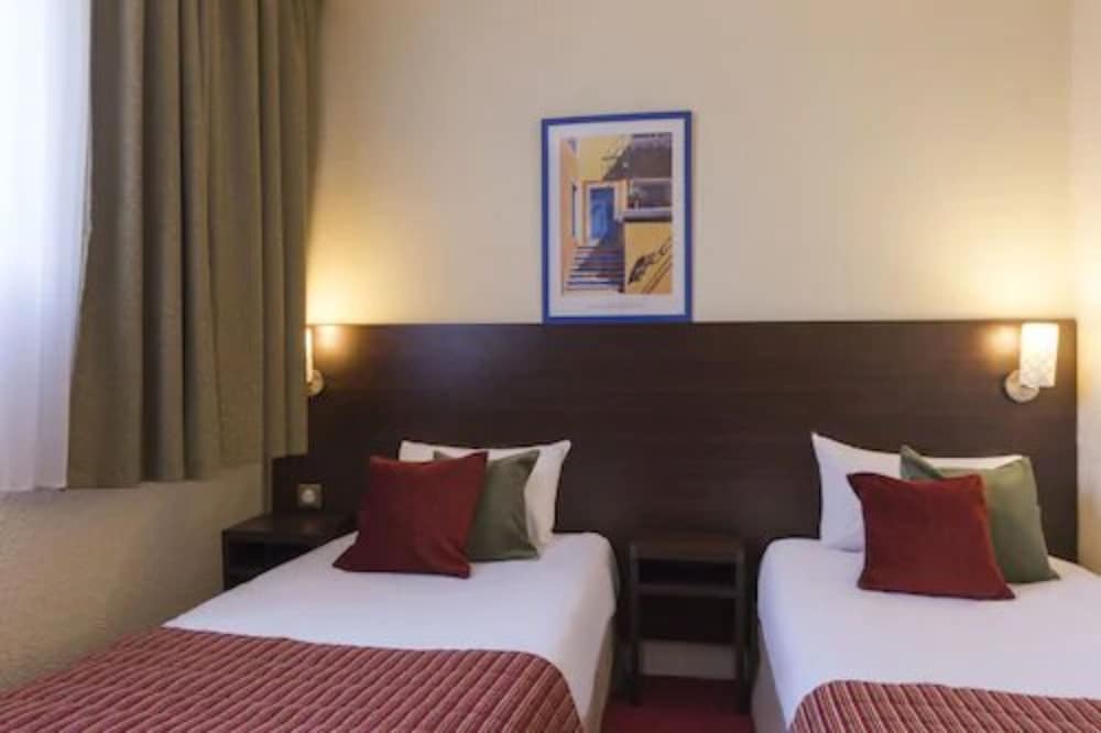 CLASSIC, TWIN BEDS