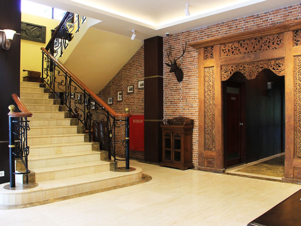 Narita Hotel Surabaya 31/46