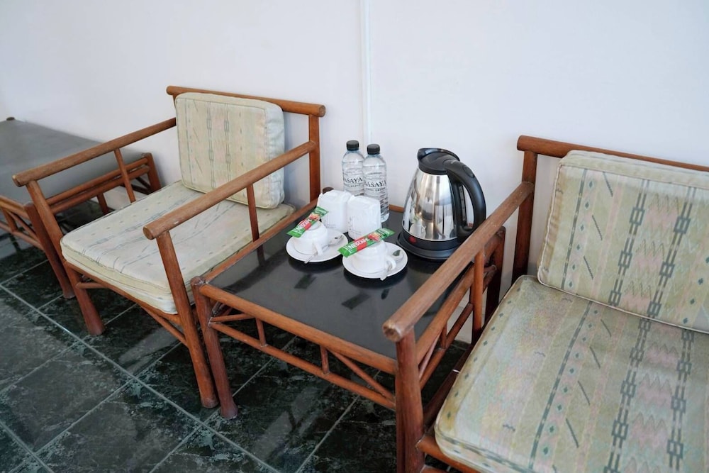 Basaya Beach Hotel And Resort 7/63