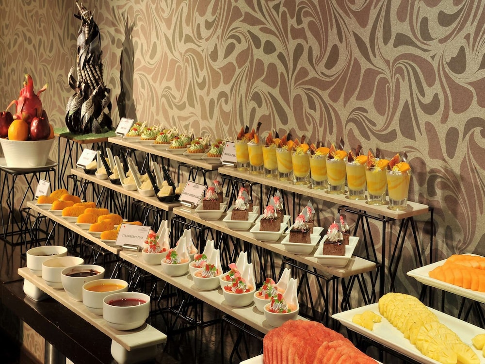 Majestic Court Sarovar Portico 20/46