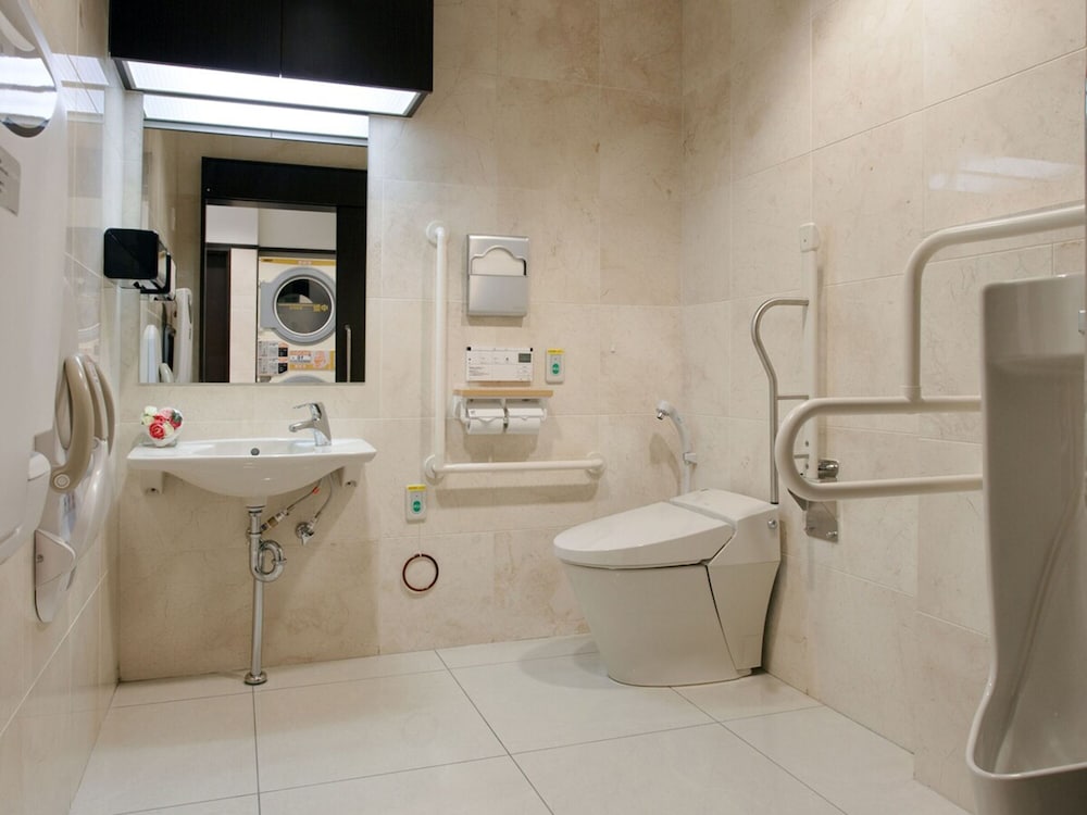 Toyoko Inn Nishi-kawaguchi-eki 32/34