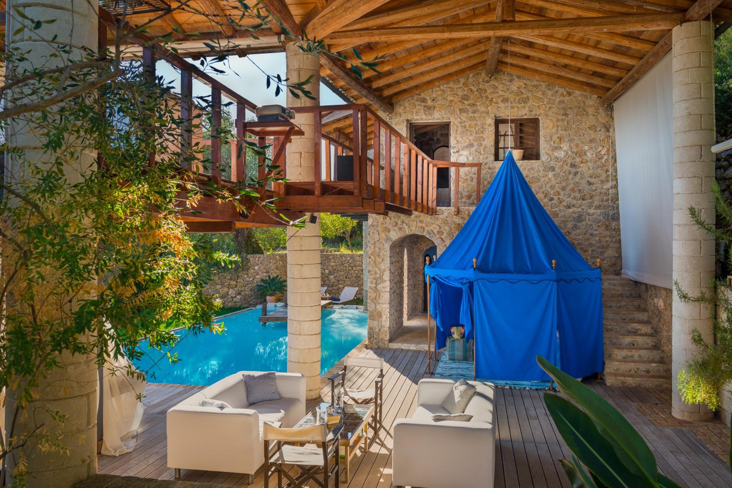 Villa Bournella 24/28