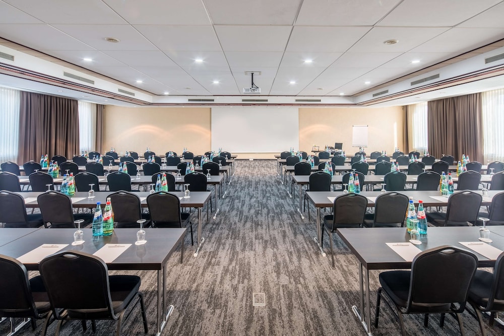Plaza Hotel Darmstadt 43/46