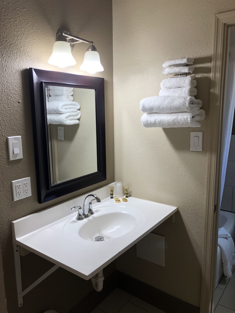 Mountain View Inn 26/31