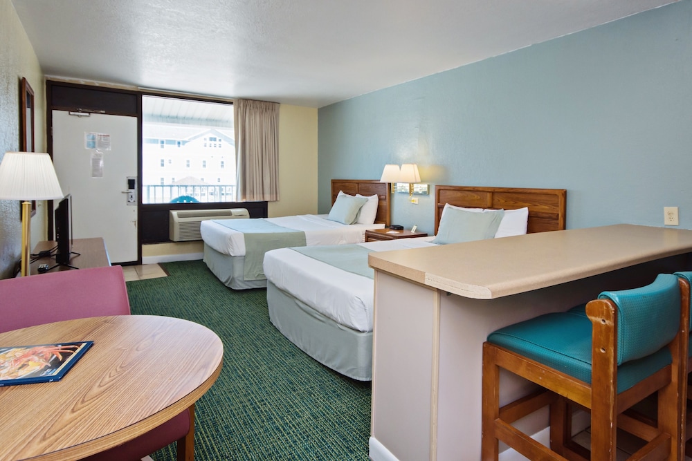 John Yancey Oceanfront Inn 31/66