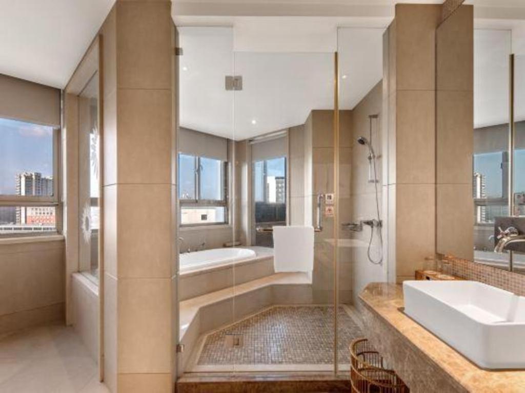 Huana Hotel Minhang Shanghai 46/49