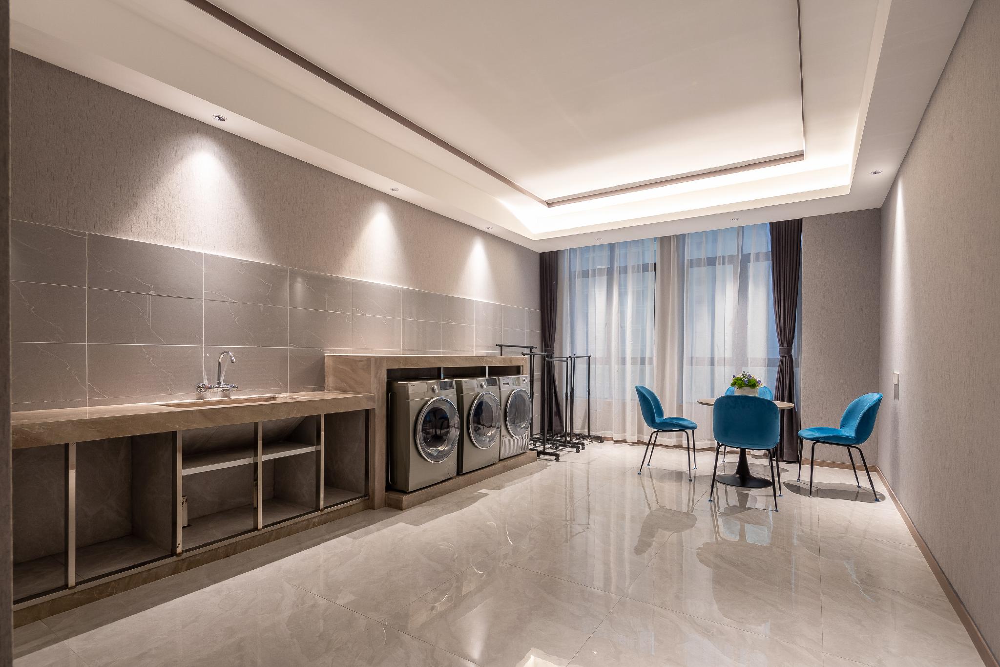 Rezen Hotel Yunyang Lanwan 12/21