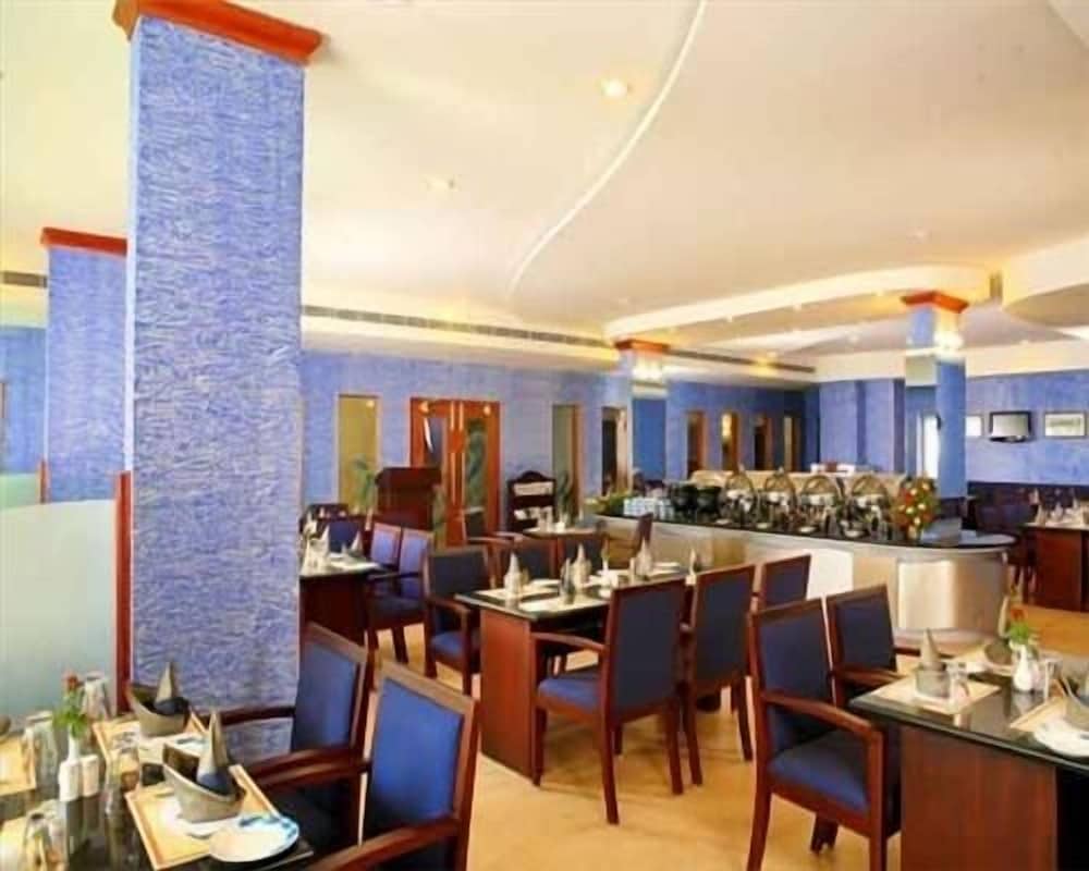 Hotel Bluewaters Cherai 29/46