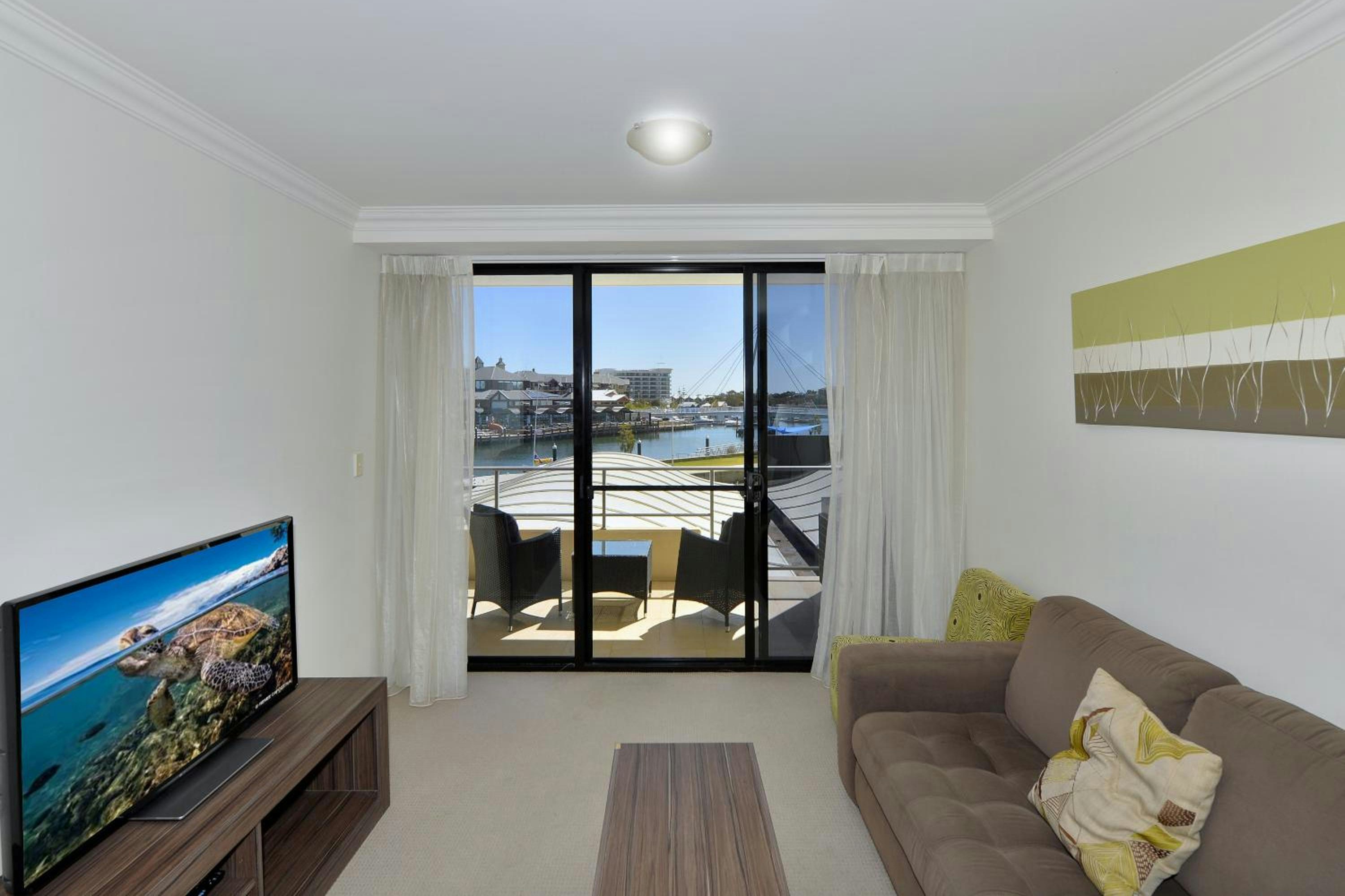 Dolphin Quay Apartments 53/71