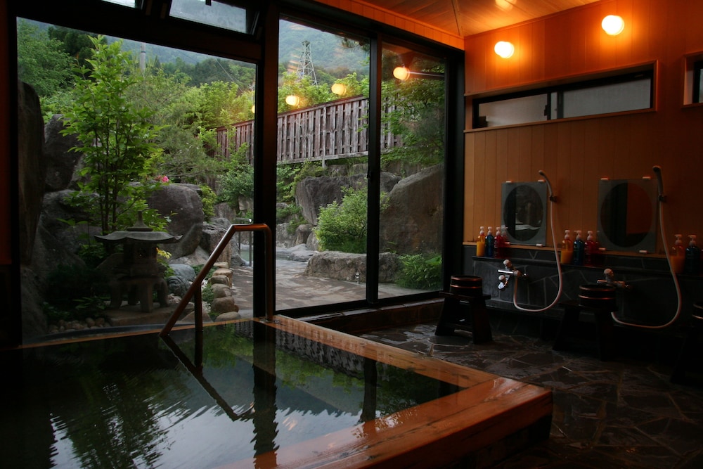 Kutsuroginoya Yuu 10/28