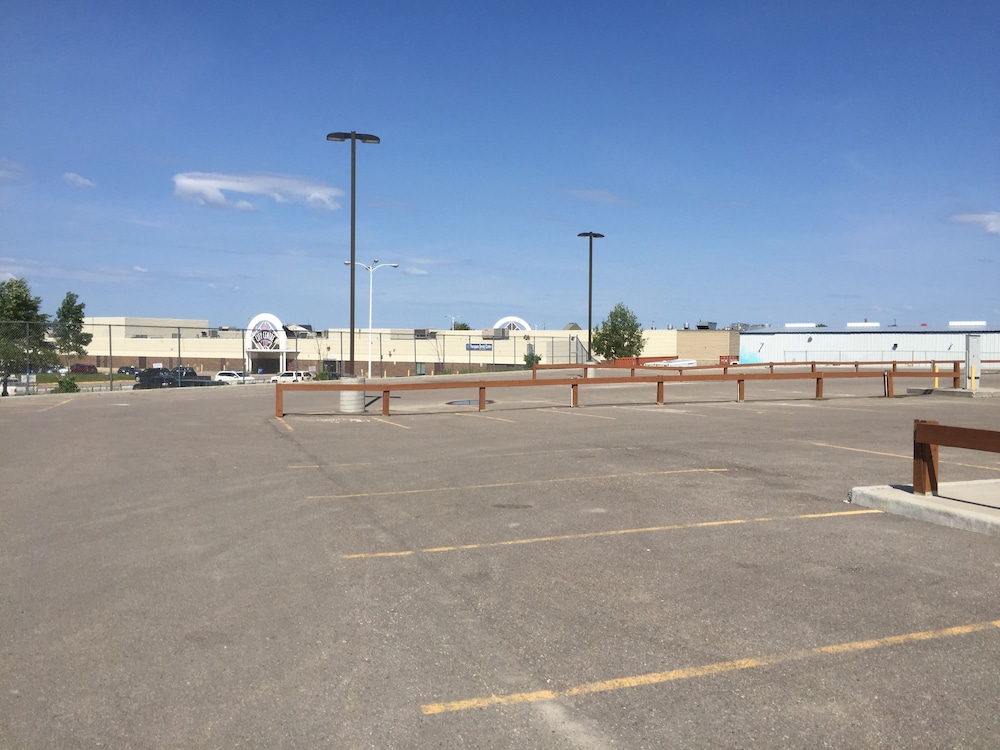 Quality Inn & Suites Thompson, MB 39/41