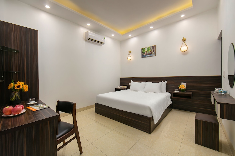 Hanoi Airport Suites Hostel & Travel 12/25
