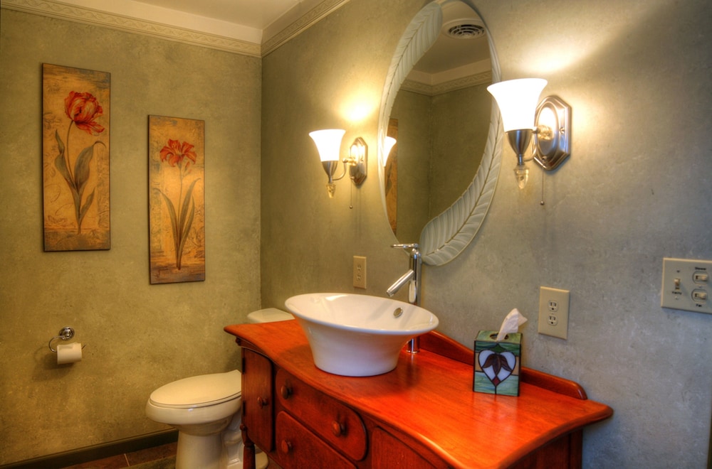 Los Gatos Bed & Breakfast 48/50