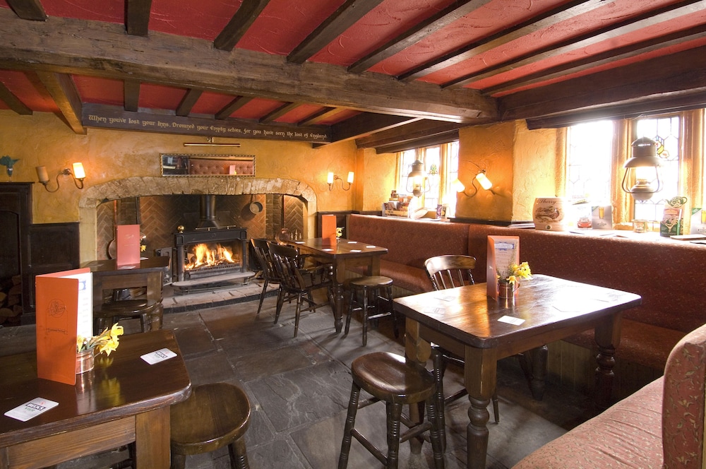 The Old Crown Coaching Inn 36/50