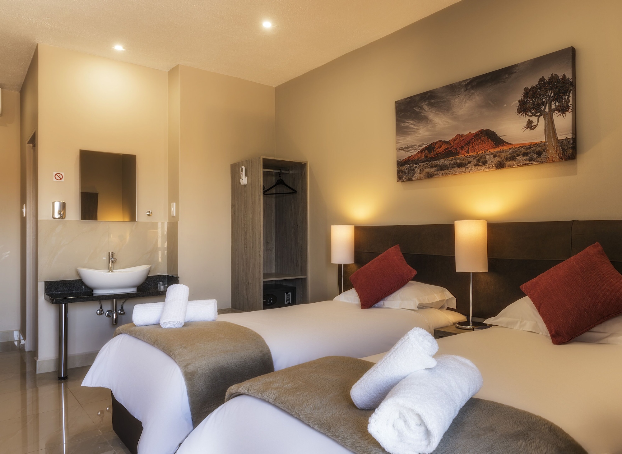 Standard, Twin Beds
