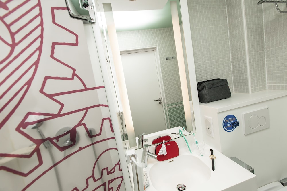 ibis Styles Paris Mairie de Clichy 38/68