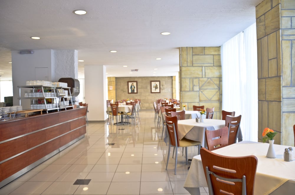 Athena Hotel 26/44