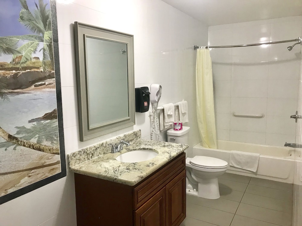 Norwalk inn & suites 32/39