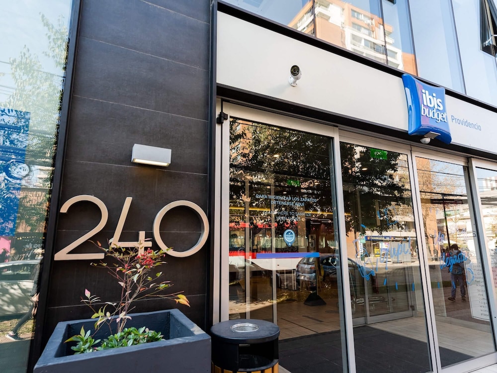 Ibis Budget Santiago Providencia 3/47