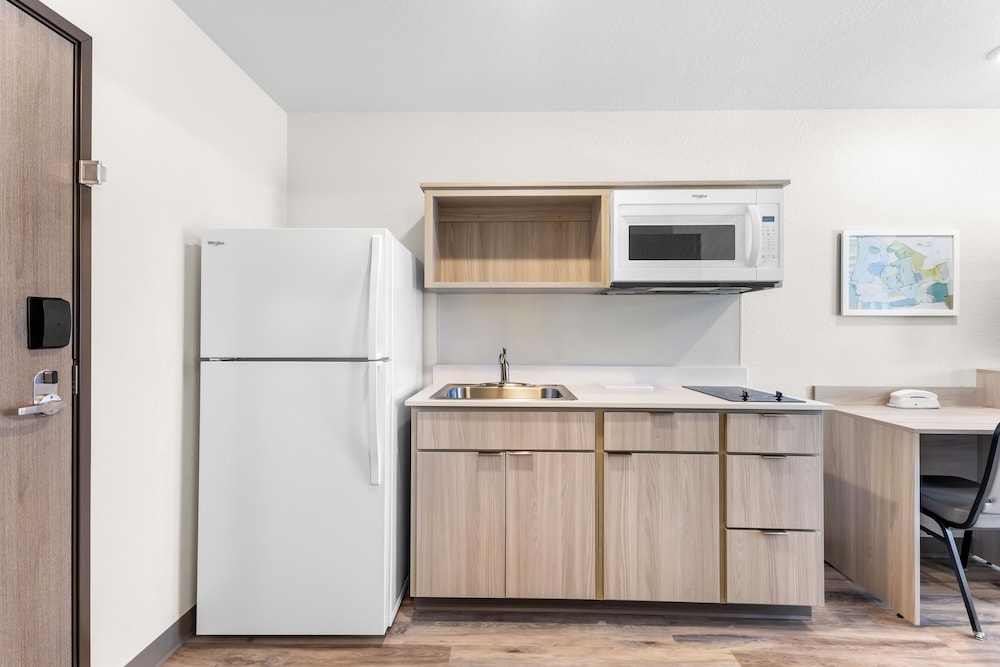 WoodSpring Suites Bluffdale Salt Lake City 7/36