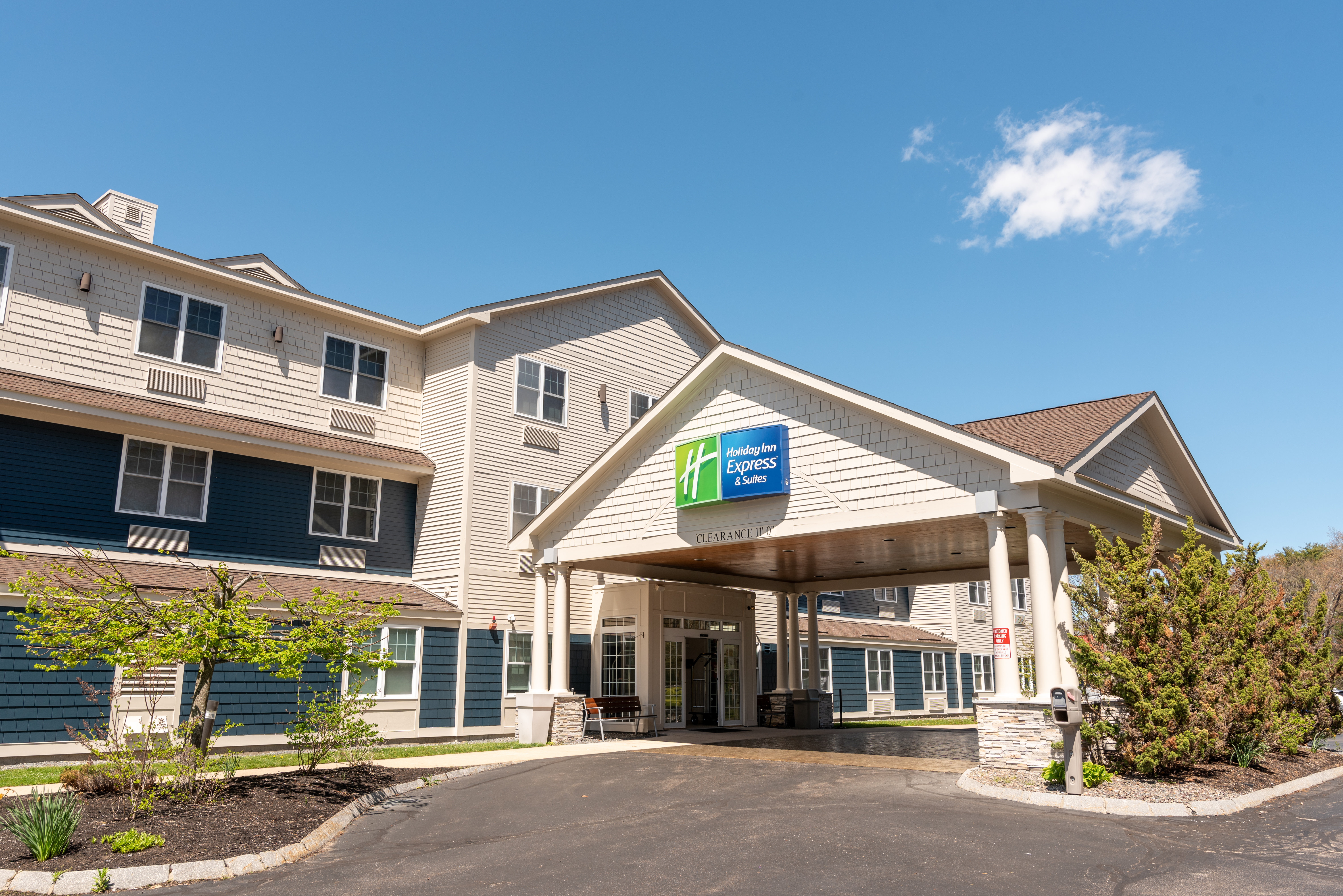 Holiday Inn Express Hotel Suites Hampton South Seabrook 2/78