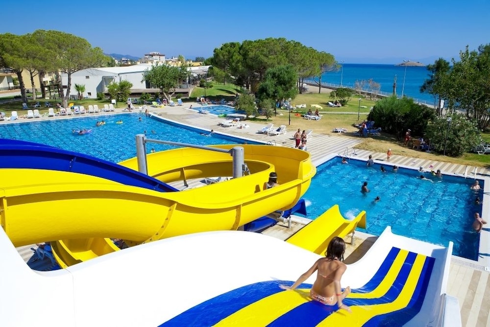 Grand Sahin s Gumuldur Resort 67/82