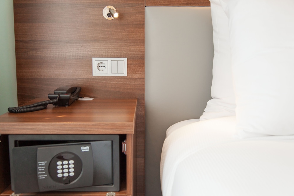 Hampton By Hilton Amsterdam Centre East 24/63