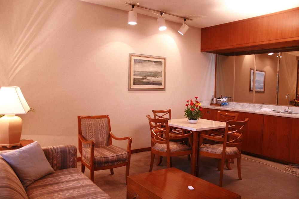 Pan Pacific Sonargaon Dhaka 51/72