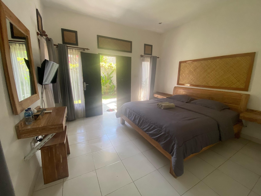 1 BEDROOM, VILLA
