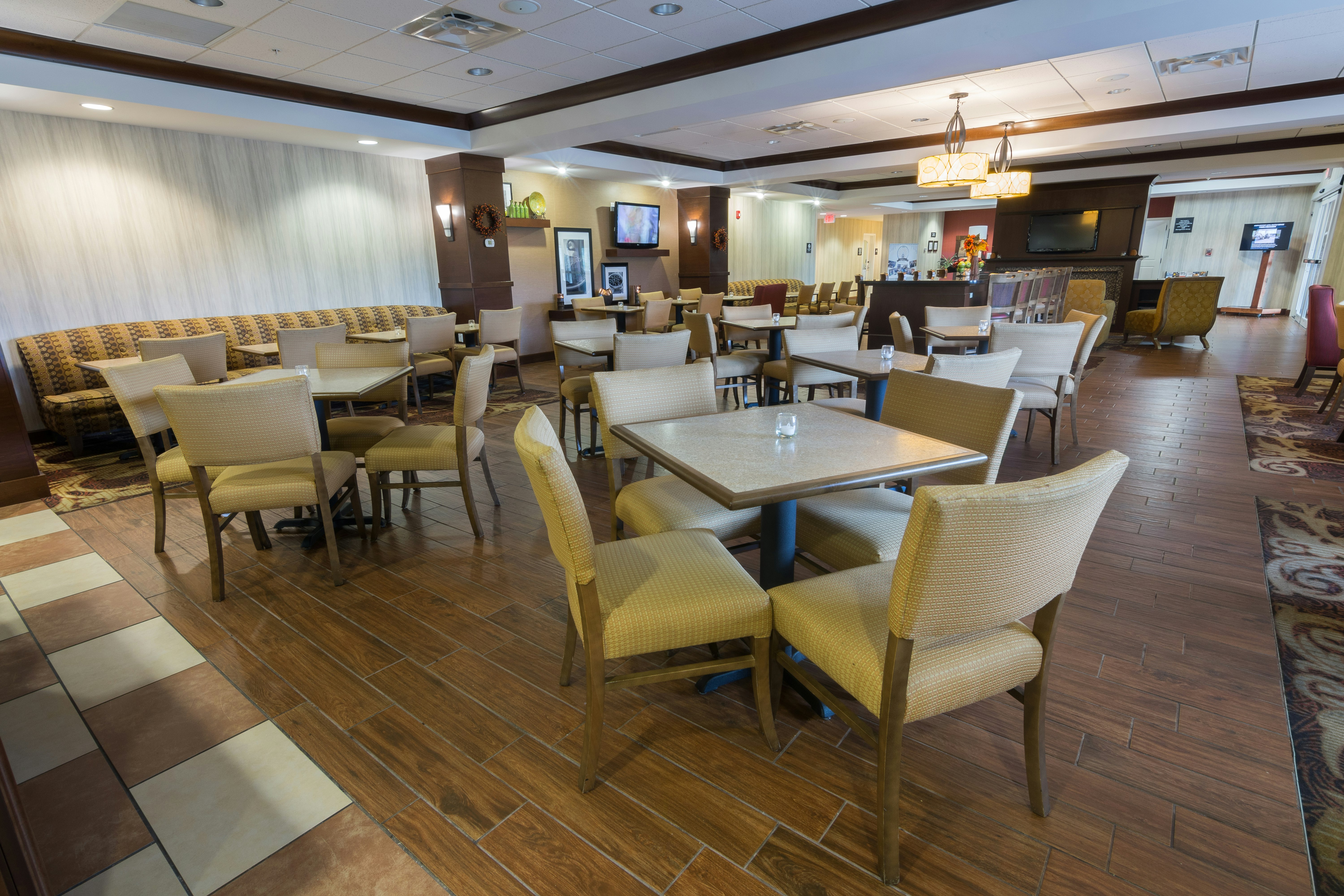 Hampton Inn Bangor 41/54