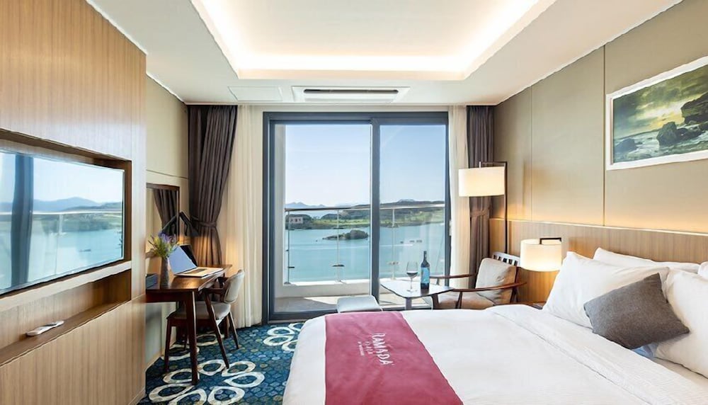 Ramada Plaza by Wyndham Dolsan Yeosu 27/64