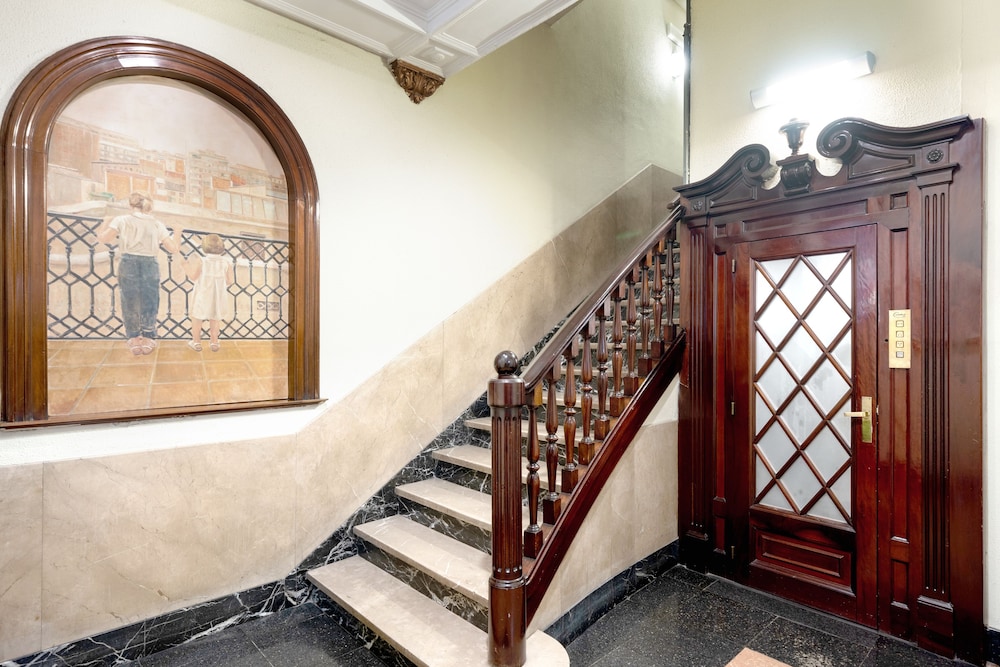 Hotel Catalonia Gracia 36/74