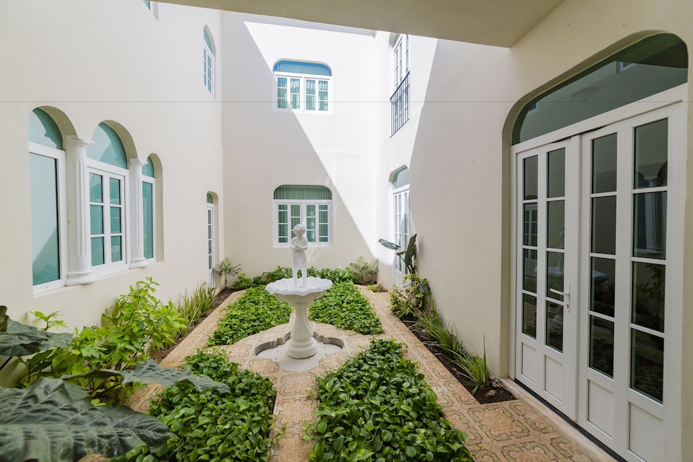 Delfina Mansion Boutique 2/67