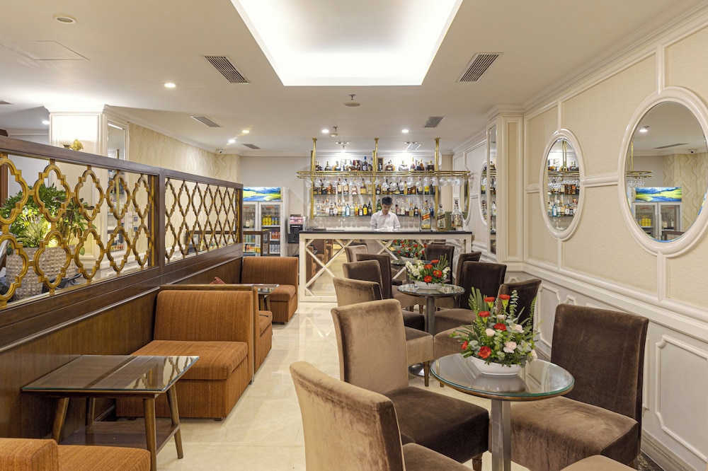 Chalcedony Hotel 35/50