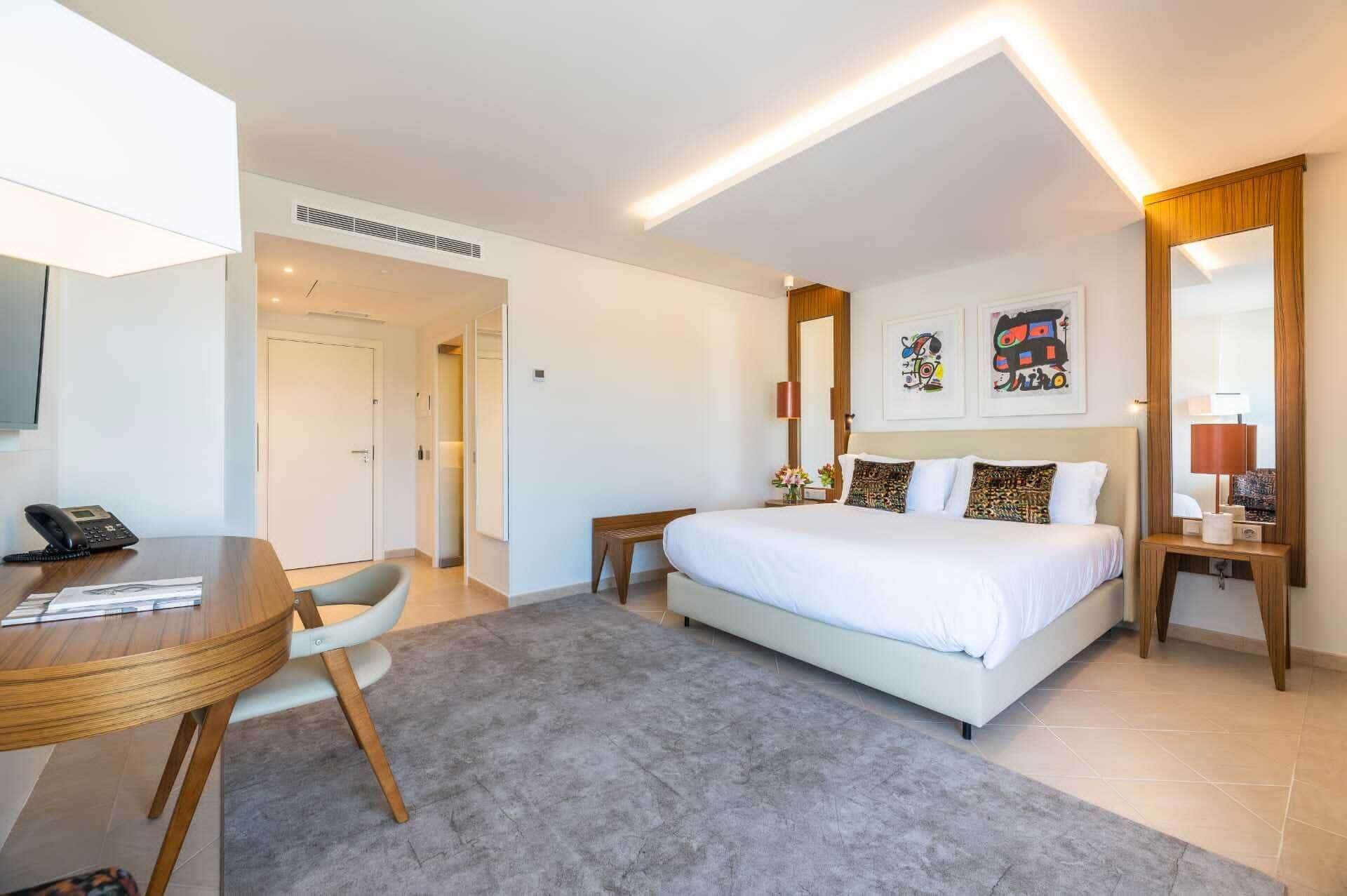 غرفة بريميوم بسرير كينج بإطلالة على الحديقة، Regency Salgados Hotel and Spa 3/10