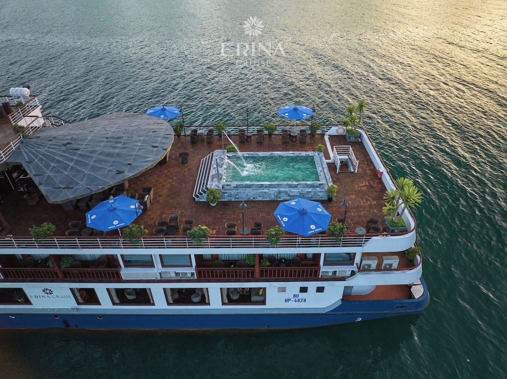 Rosa Cruise Halong 36/50